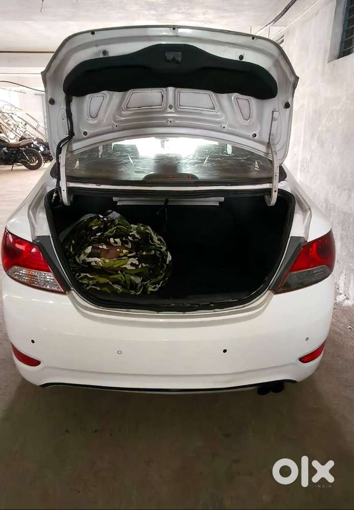 Verna Fluidic Diesel Hyundai - 2011