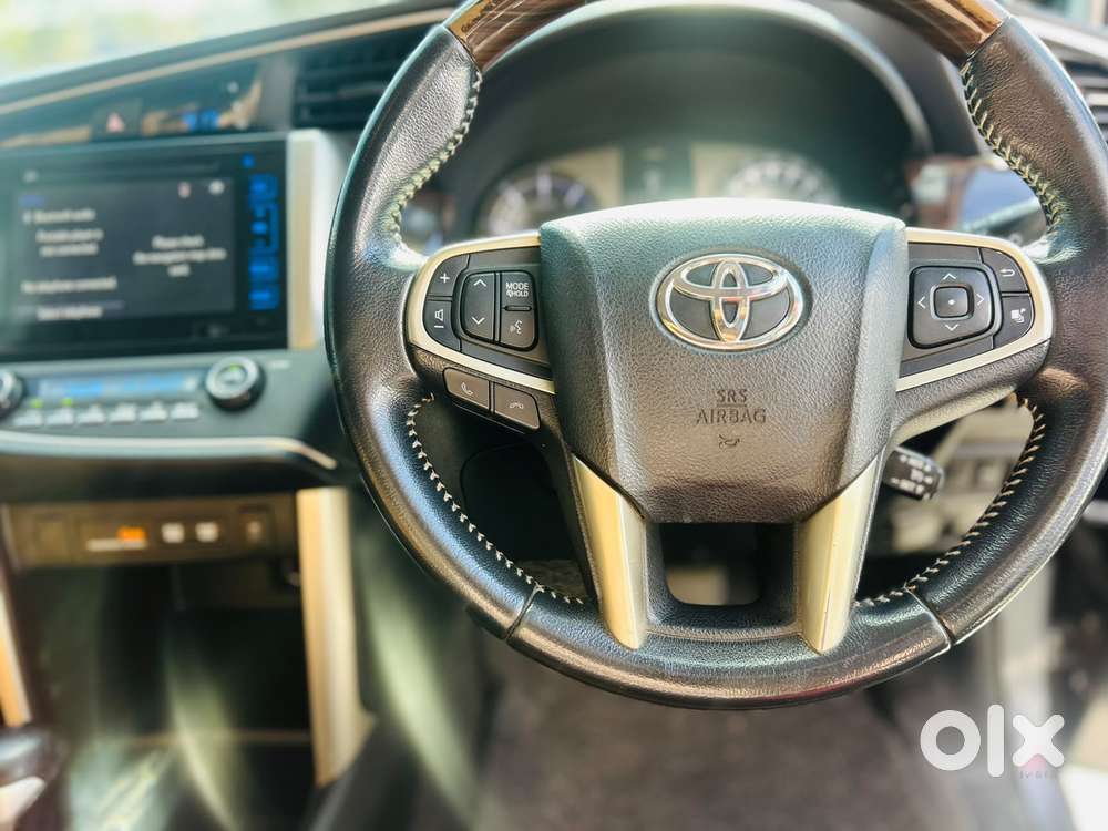 Toyota Innova Crysta 2.8 Z, 2016, Diesel