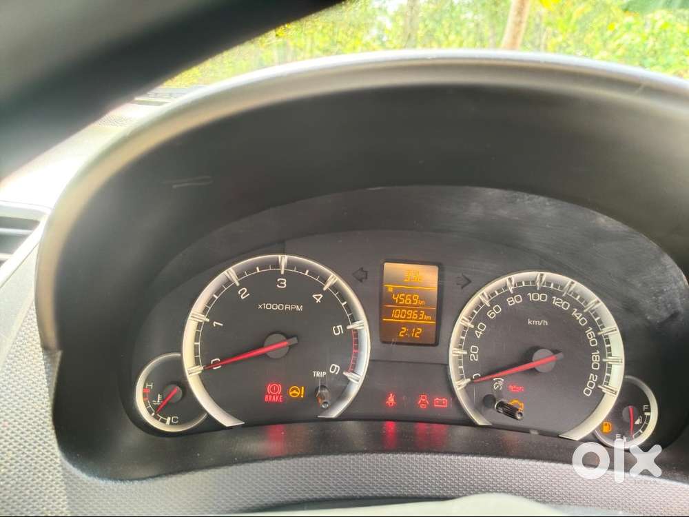 Maruti Suzuki Swift Dzire 2013 Diesel Well Maintained