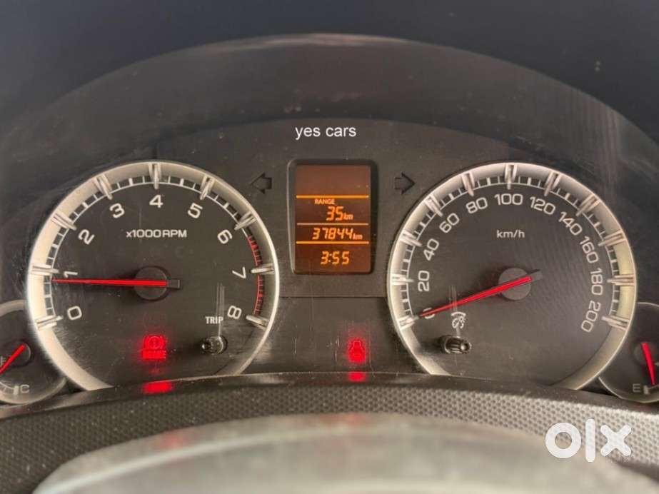 Maruti Suzuki Swift Vxi + Manual, 2016, Petrol