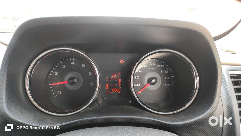Mahindra Tuv 300 T10 Dual Tone, 2018, Diesel