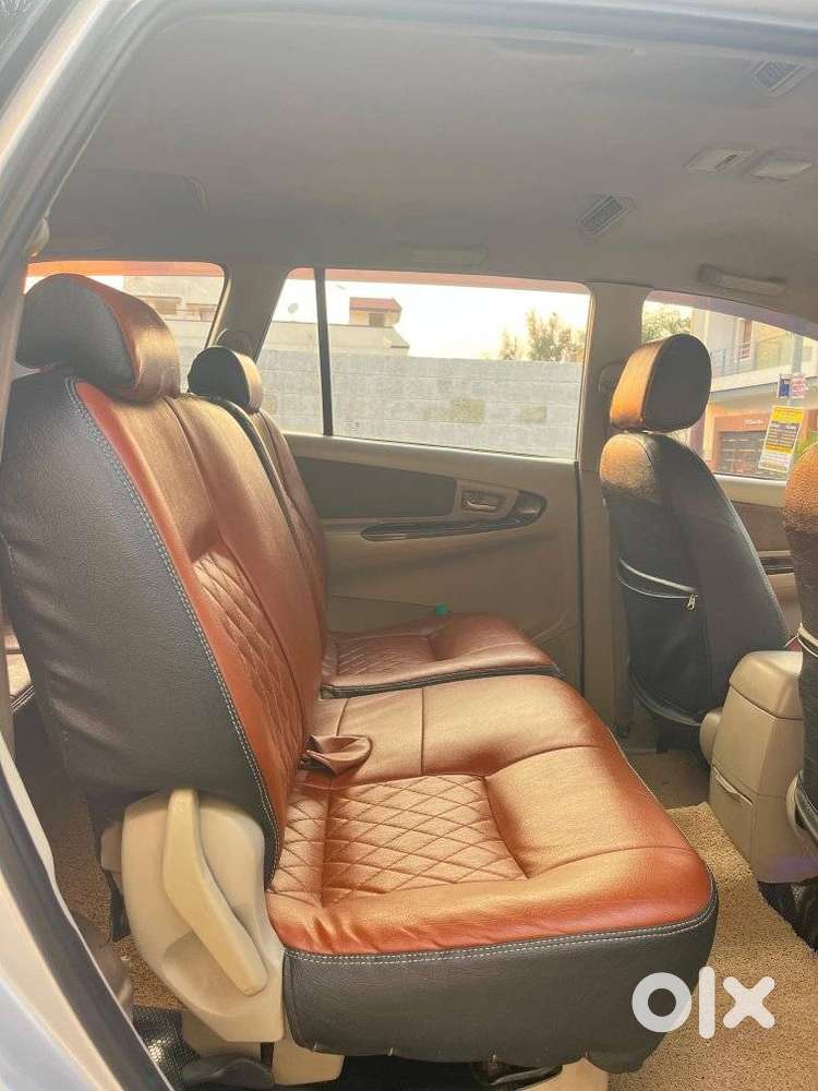 Toyota Innova 2.5 Z Diesel 7 Seater, 2012, Diesel