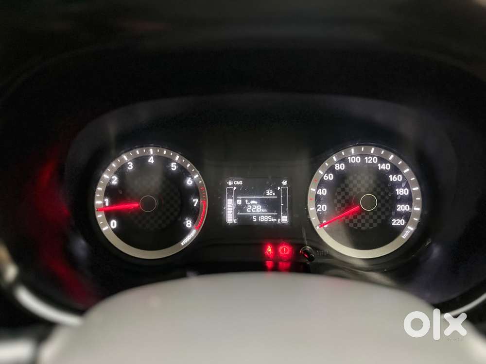 Hyundai Grand I10 Nios Sportz, 2020, Cng & Hybrids