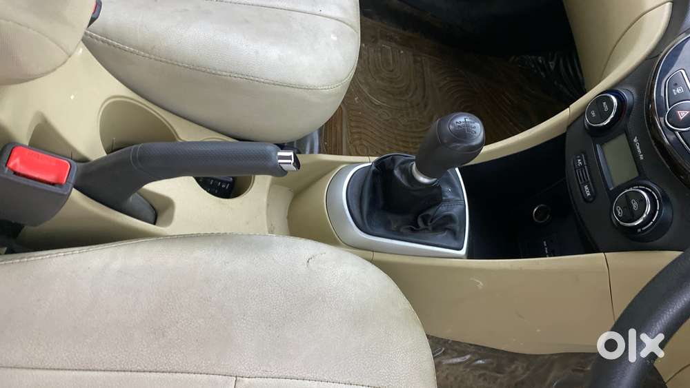 Hyundai Verna Fluidic 1.6 Vtvt Sx, 2013, Petrol