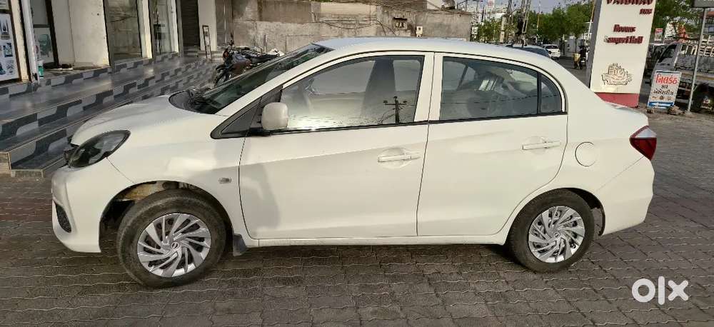 Honda Amaze 2017 Powerfull Gadi Tyre Nava All Ok