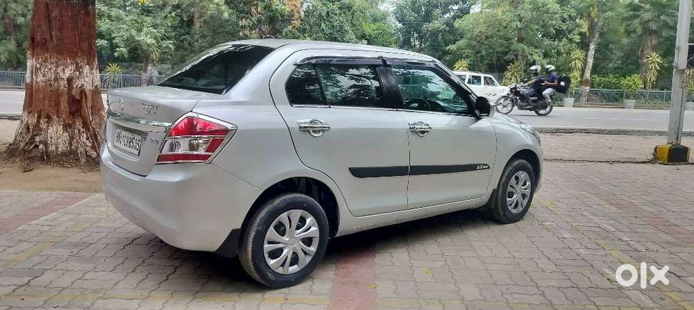 Maruti Suzuki Swift Dzire 1.2 Vxi Bsiv, 2015, Petrol