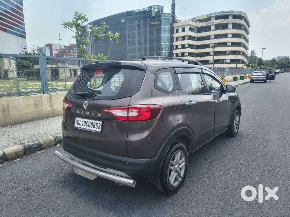 Renault Triber Rxz, 2021, Petrol