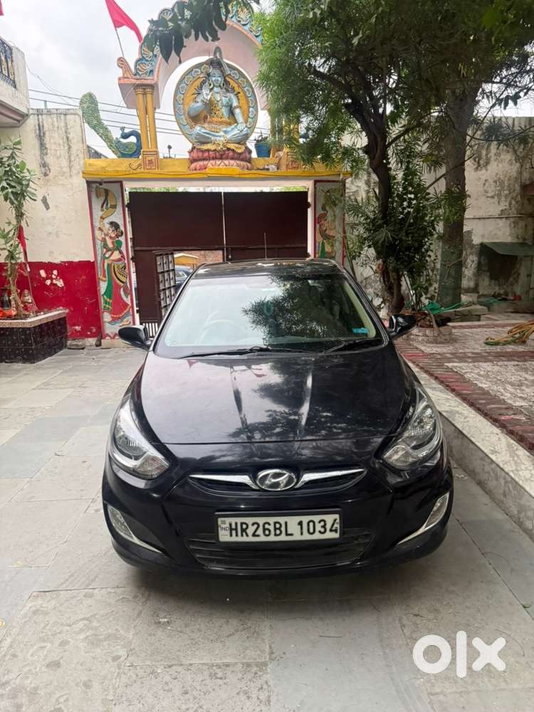 Hyundai Fluidic Verna 2012