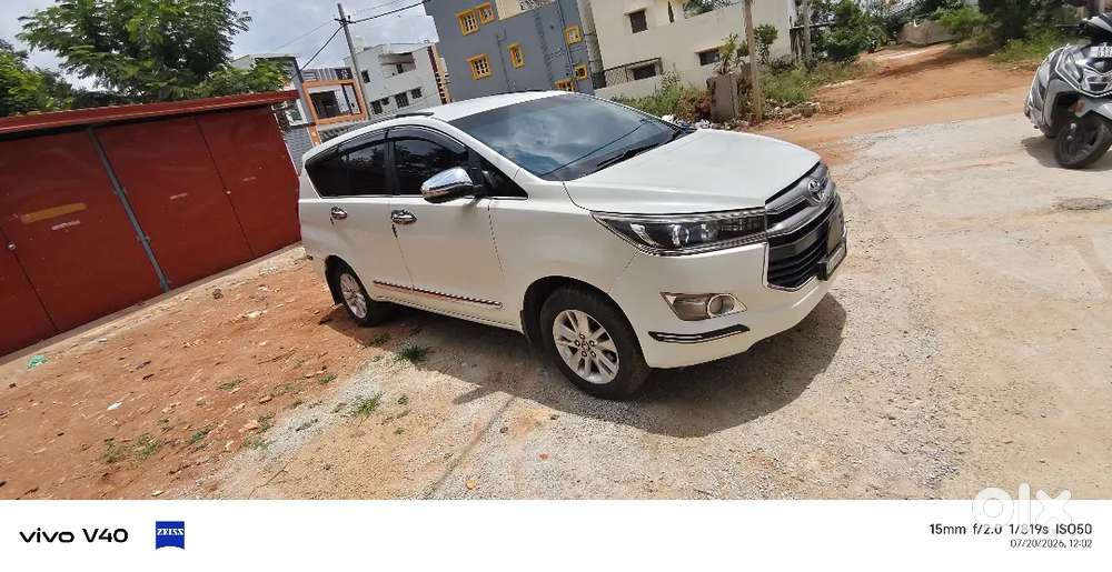 Toyota Innova Crysta 2016 Diesel Manual