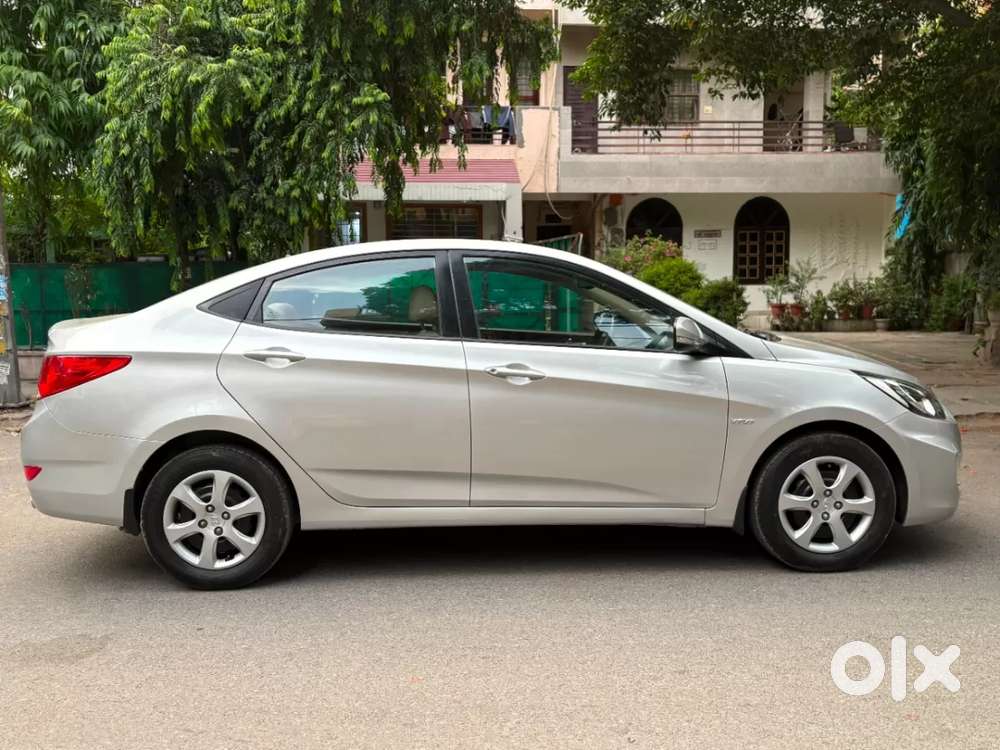 Hyundai Verna 1.6 Ex Vtvt, 2012, Petrol