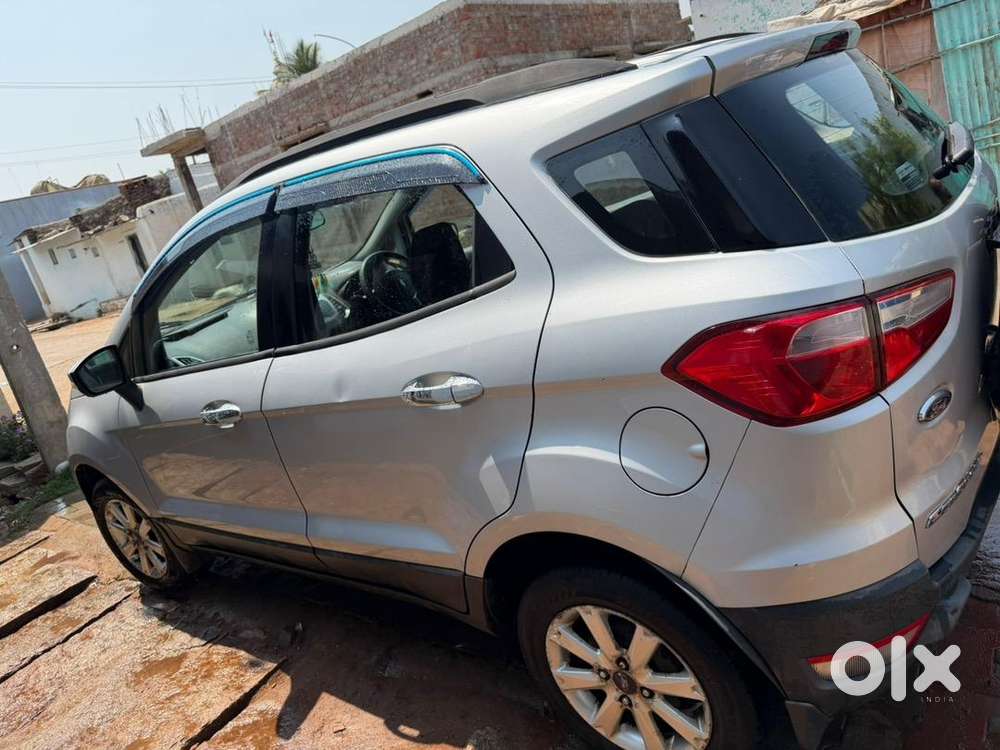 Ford Ecosport 2014 Petrol 130000 Km Driven
