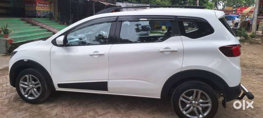 Renault Triber Rxz, 2020, Petrol