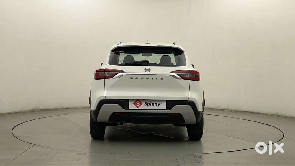 Nissan Magnite 1.0 Xv, 2022, Petrol