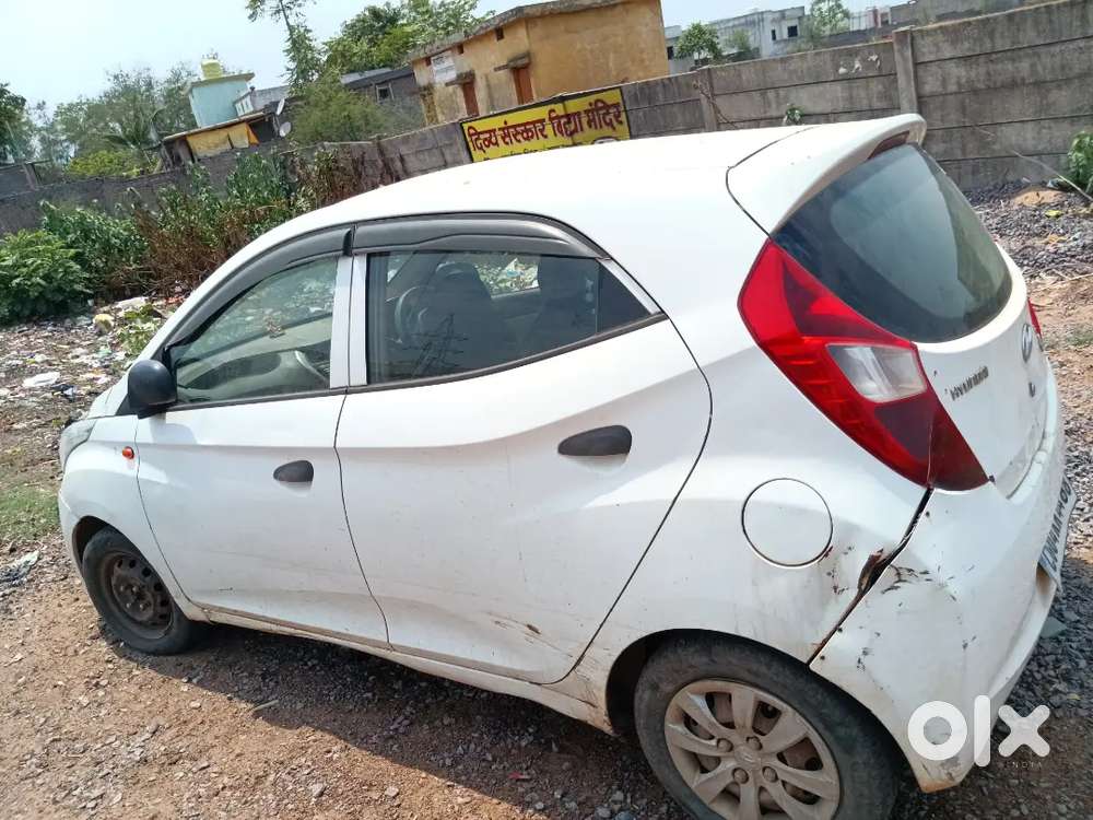 Hyundai Eon 2013 Petrol Well Maintained