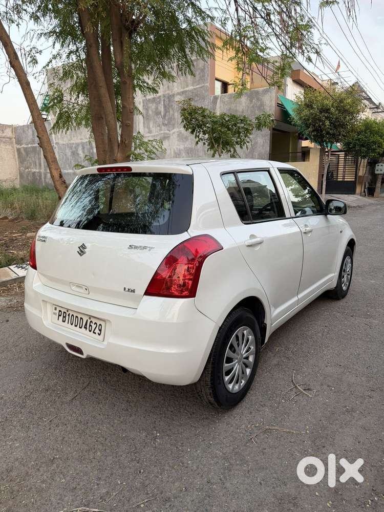 Maruti Suzuki Swift Ldi Bsiv, 2011, Diesel