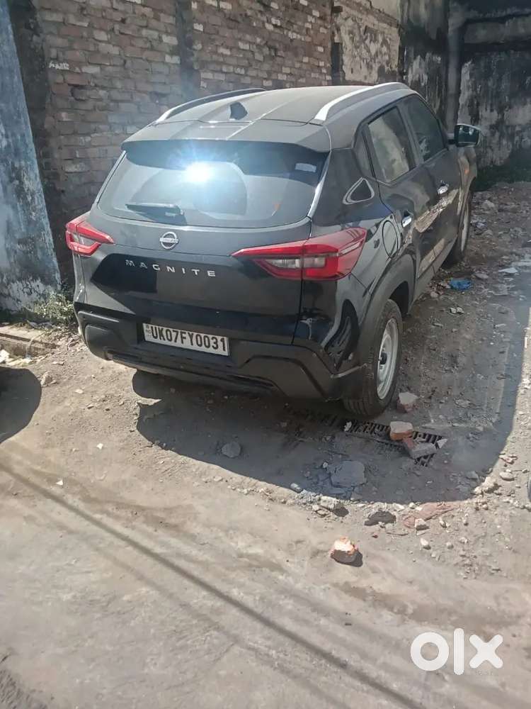 I Am Selling My Car Magnite