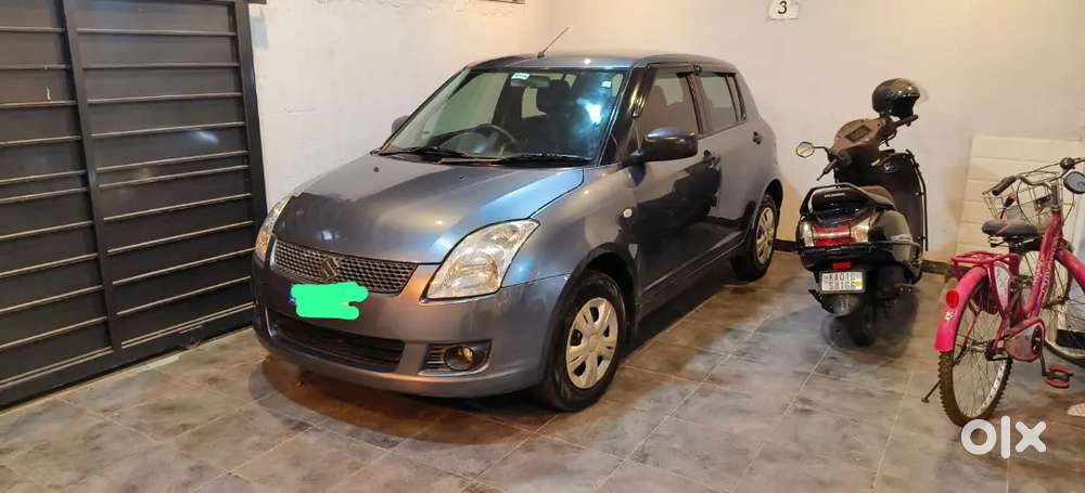Maruti Suzuki Swift 2010 Petrol 30000 Km Driven