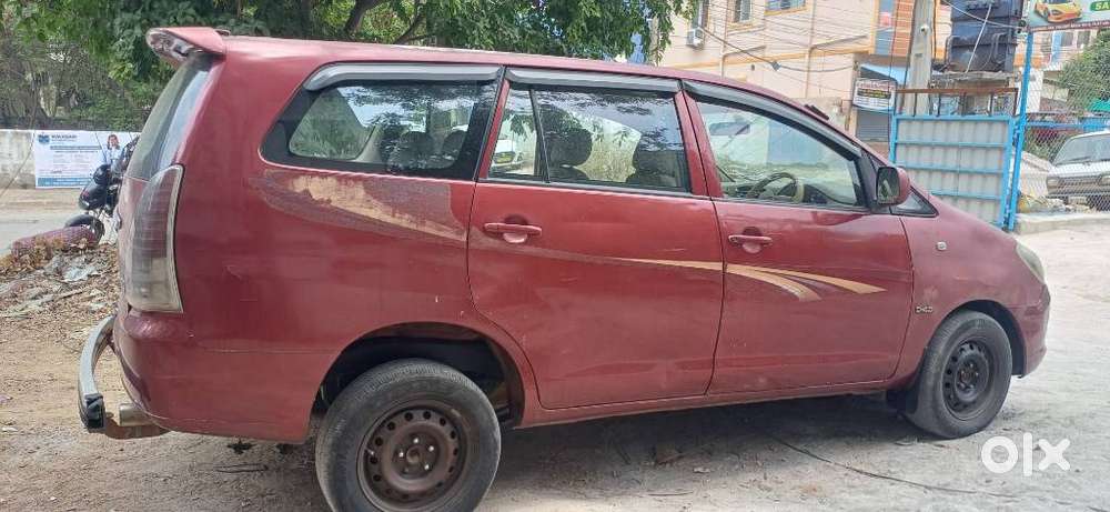 Toyota Innova 2.5 G (diesel) 8 Seater, 2006, Diesel