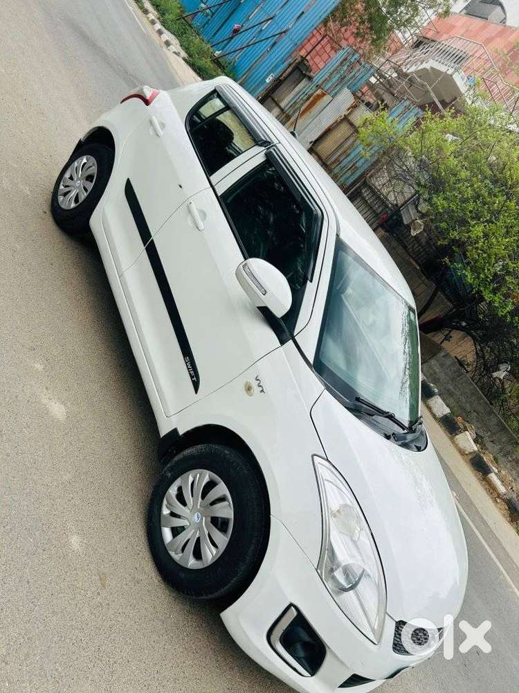 Maruti Suzuki Swift Lxi Option, 2016, Petrol