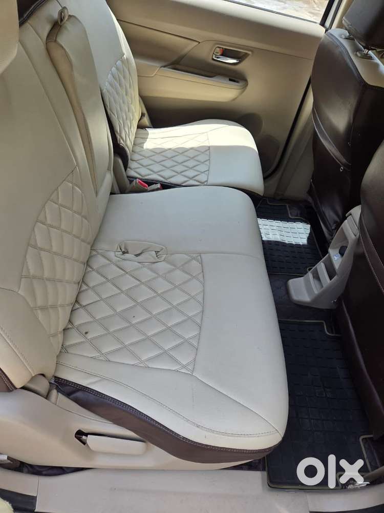 Maruti Suzuki Ertiga 1.4 Zxi Plus Shvs, 2022, Petrol