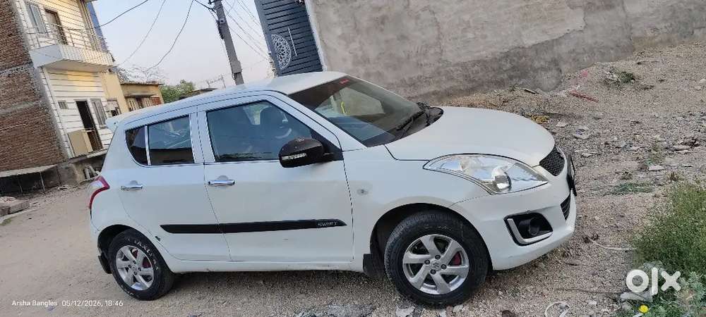 Maruti Suzuki Swift 2015 Lpg Well Maintained