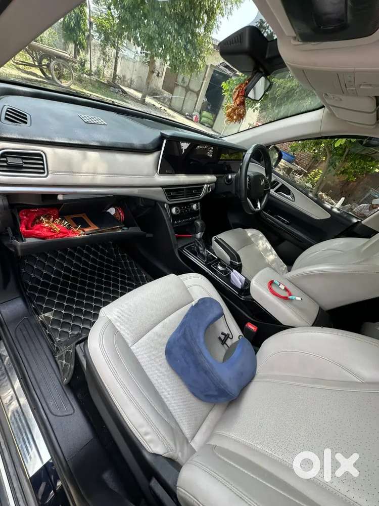 Mahindra Xuv700 2024 Diesel At 7 Str Awd