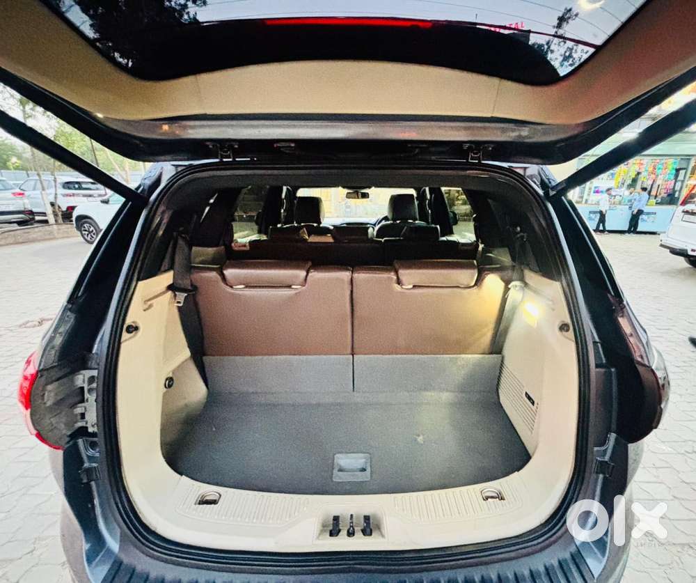 Ford Endeavour 3.2 Titanium At 4x4, 2017, Diesel