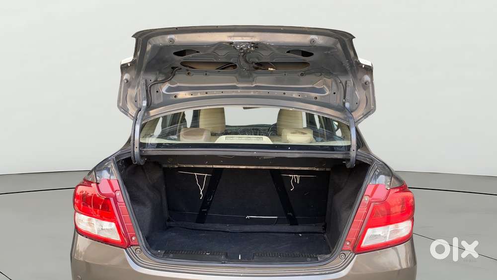 Maruti Suzuki Swift Dzire Amt Zxi, 2018, Petrol