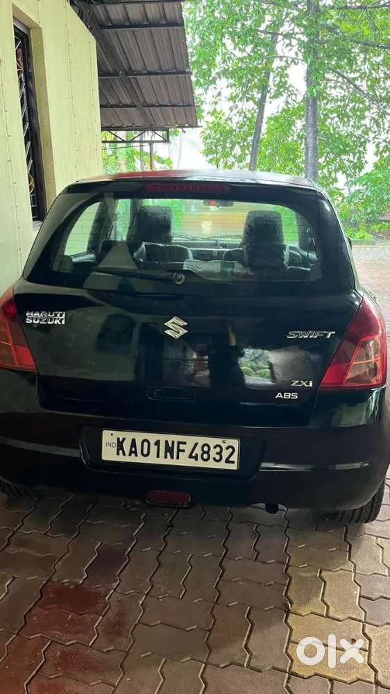 Maruti Suzuki Swift 2010