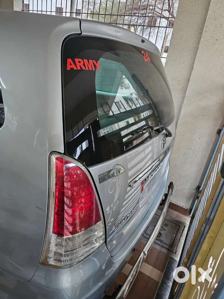 Toyota Innova 2.5 V 2011