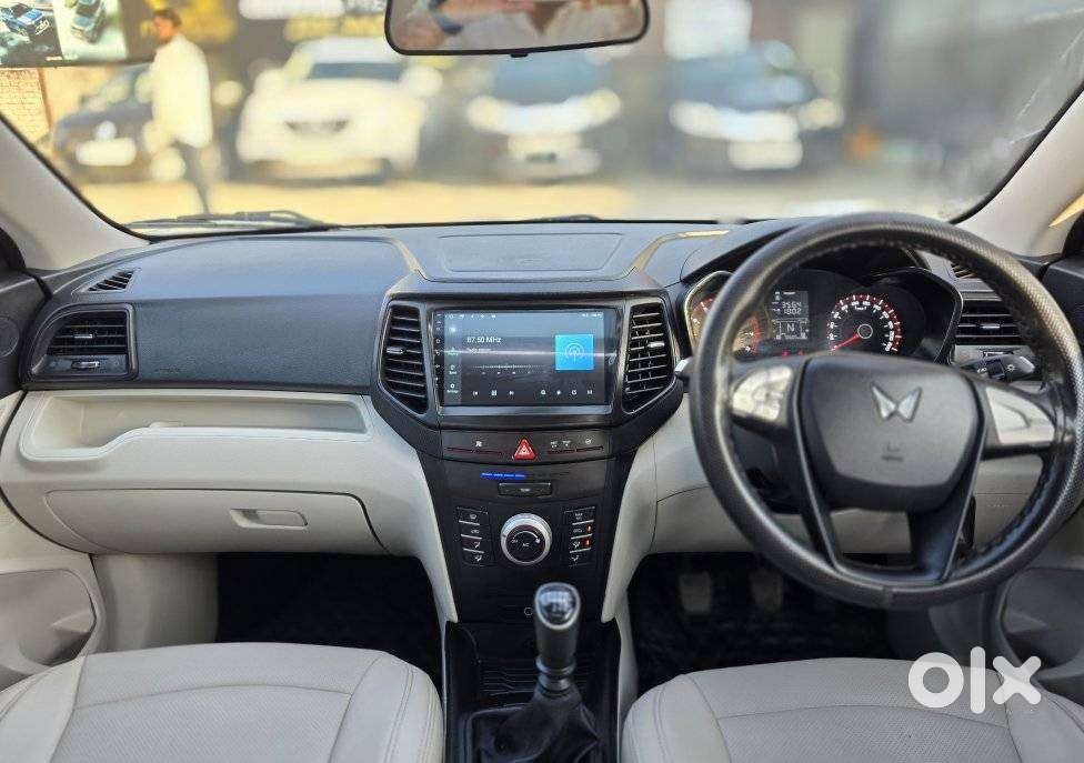 Mahindra Xuv300 W6, 2024, Petrol