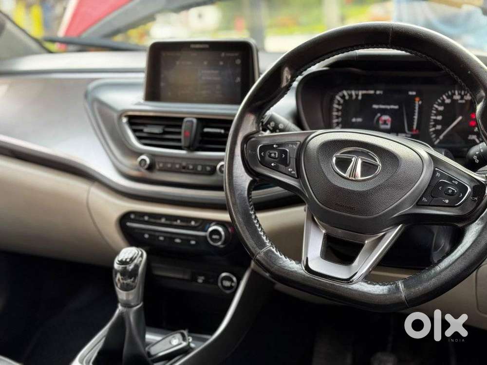 Tata Altroz Xz, 2021, Petrol