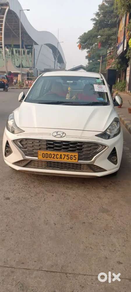 Hyundai Aura 2022 Petrol 70000 Km Driven