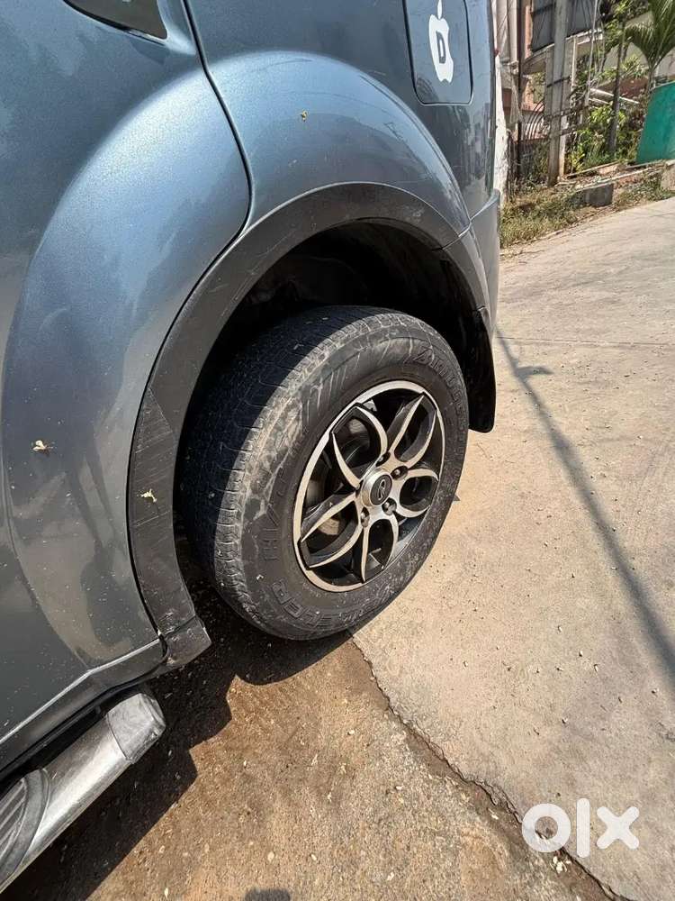 Mahindra Xuv500 2014 Diesel Well Maintained