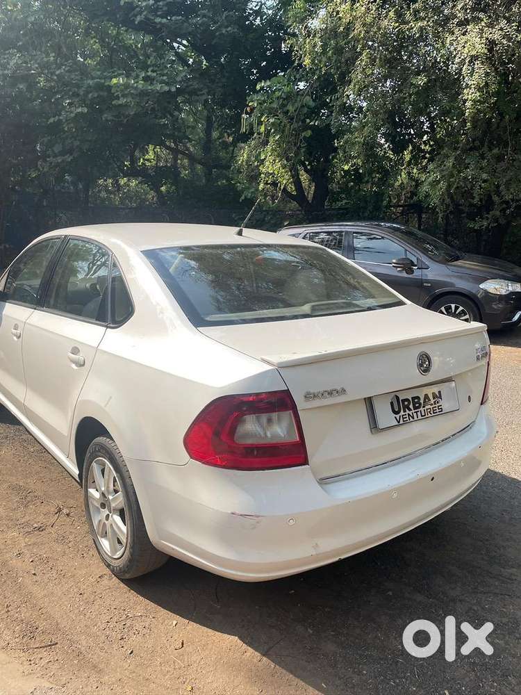 Skoda Rapid Tsi 2014 Petrol Well Maintained