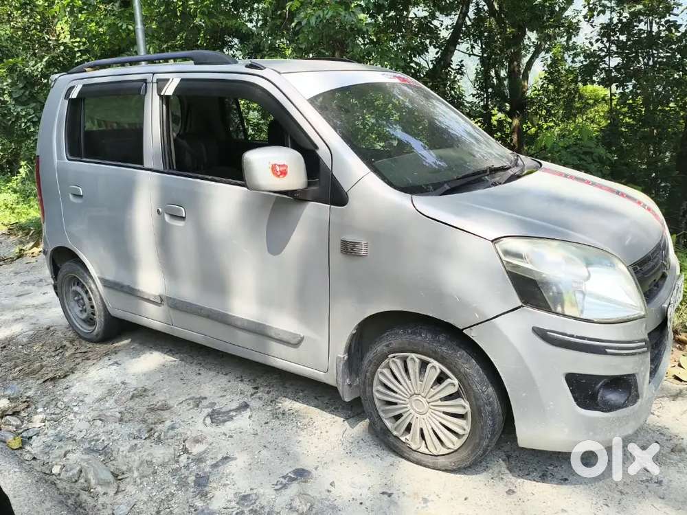 Wagonr 2013 Top Model With Full Engine Servicing And New Seat Cover