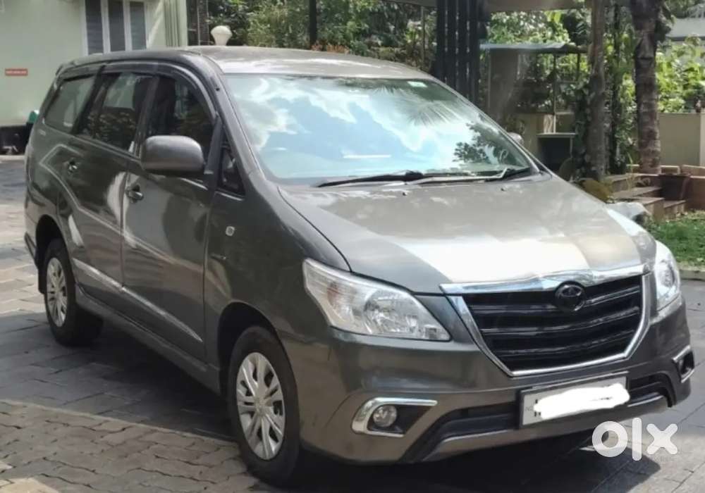 Toyota Innova 126000 Km Driven