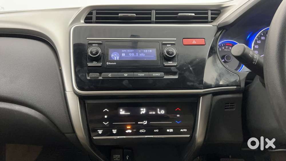 Honda City I-vtec Cvt Zx, 2015, Petrol
