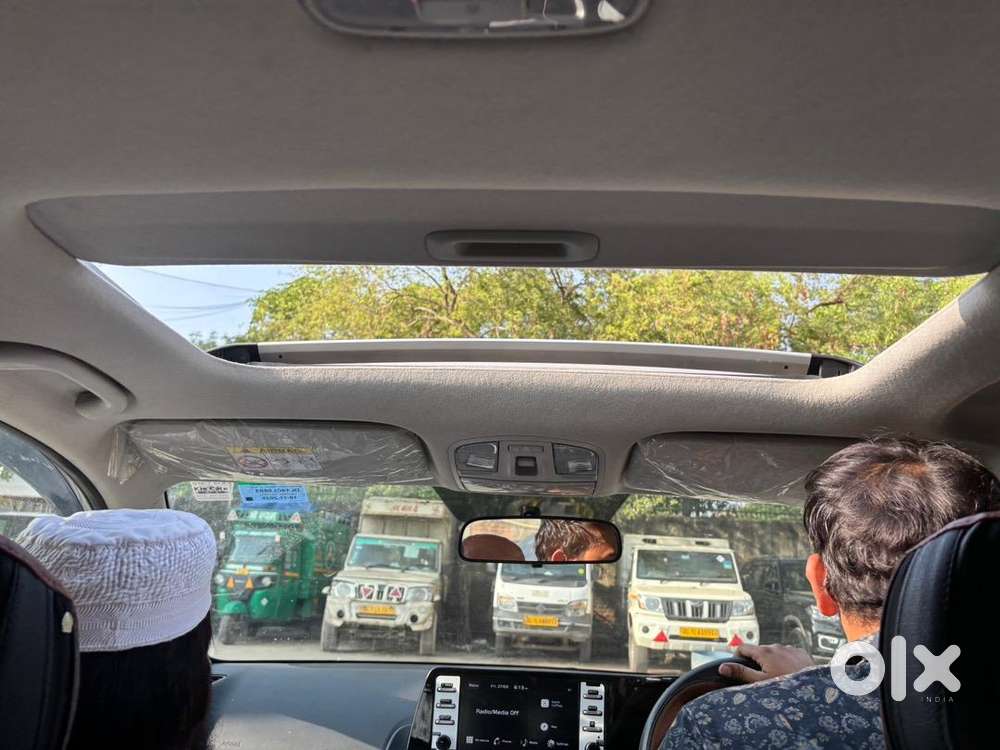 Kia Sonet Petrol Well Maintained