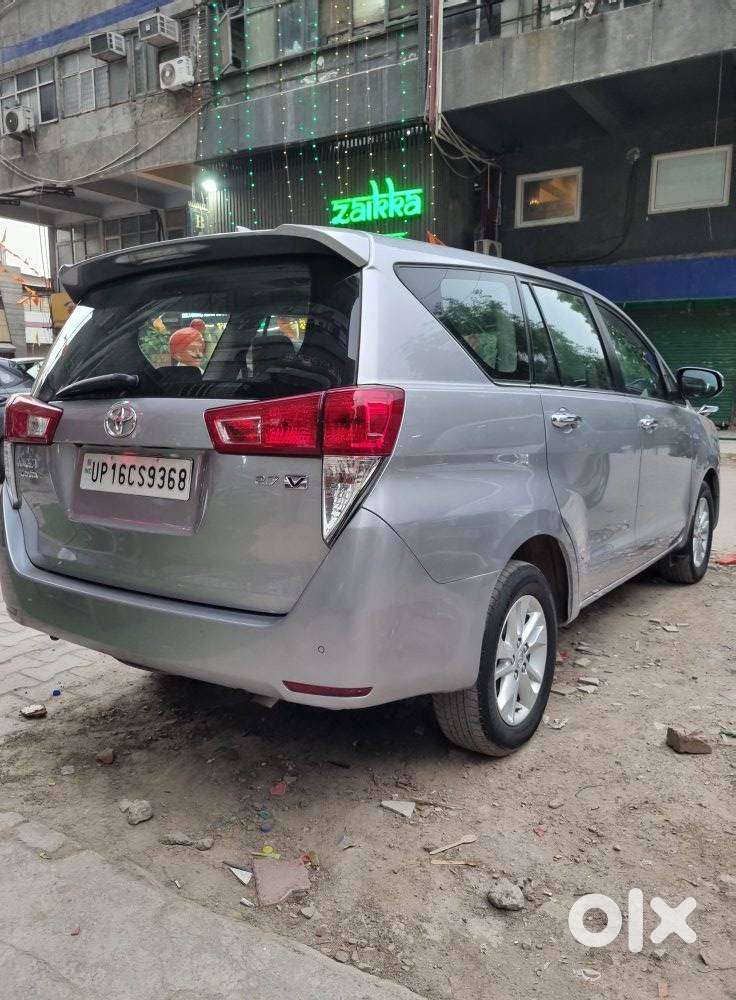 Toyota Innova Crysta 2.7 V, 2020, Petrol