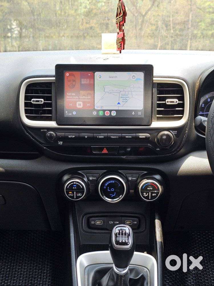 Hyundai Venue 1.0 Sx (o) Turbo Imt, 2022, Petrol
