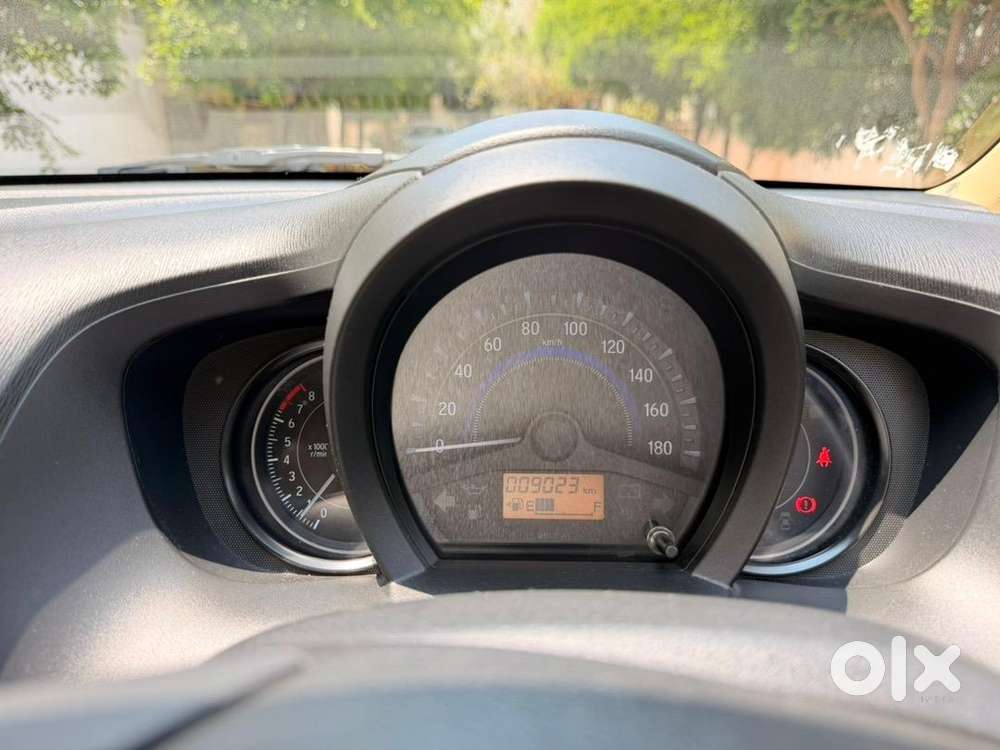 Honda Amaze 2015 Petrol 9500 Km Driven