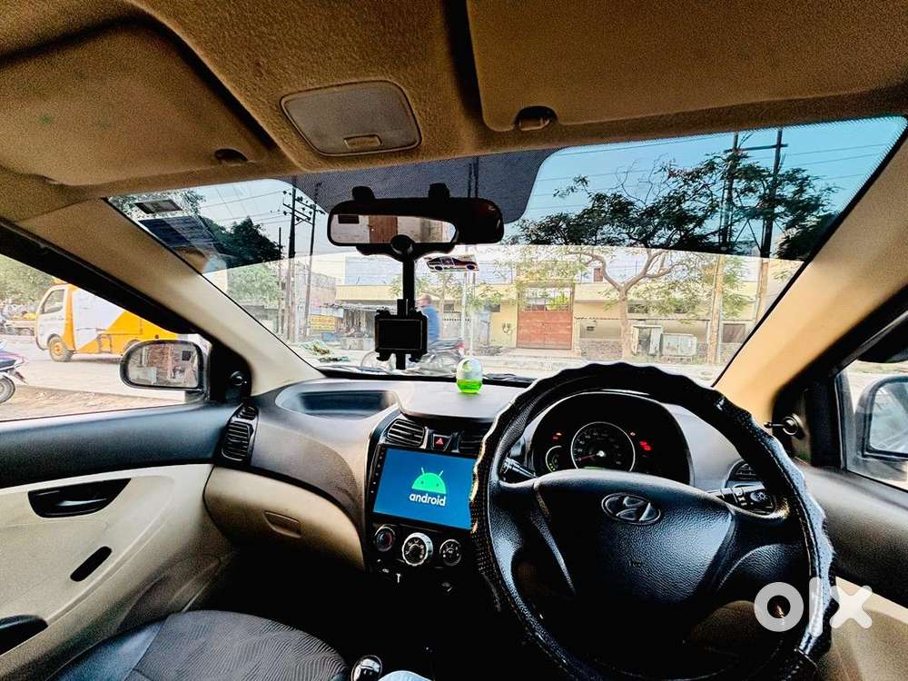 2014 Hyundai Petrol Manual Car