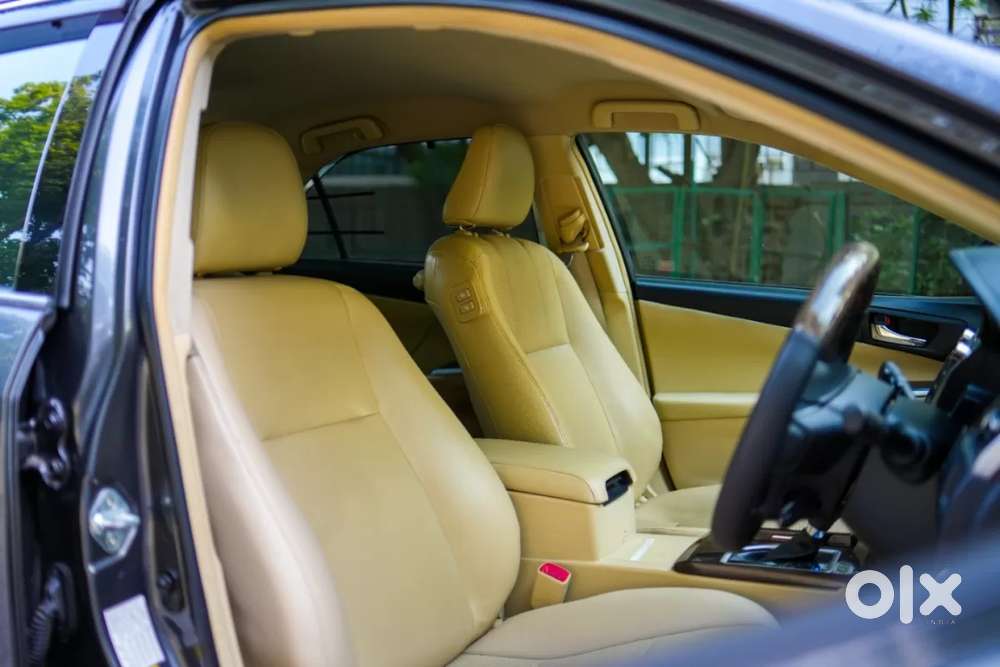 Toyota Camry Hybrid, 2017, Petrol
