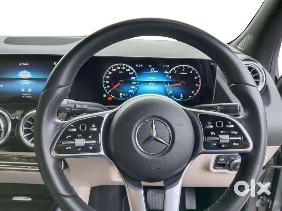 Mercedes-benz Gla 200, 2023, Petrol