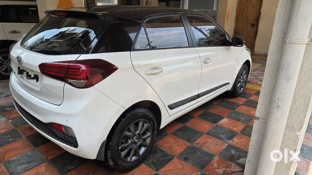 2018 Hyundai Elite I20 Cvt Automatic. Strictly No Spinny, Cars24
