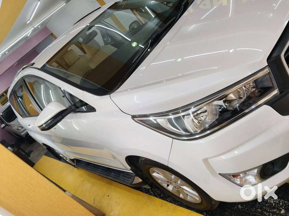 Toyota Innova Crysta 2.4 G Mt 8s, 2024, Diesel