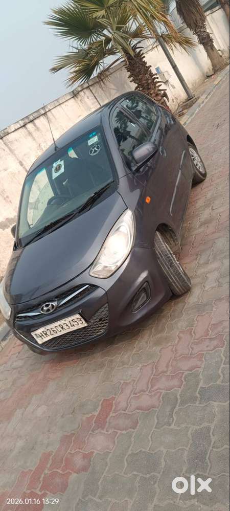 Hyundai I10 2015 Petrol 68000 Km Driven
