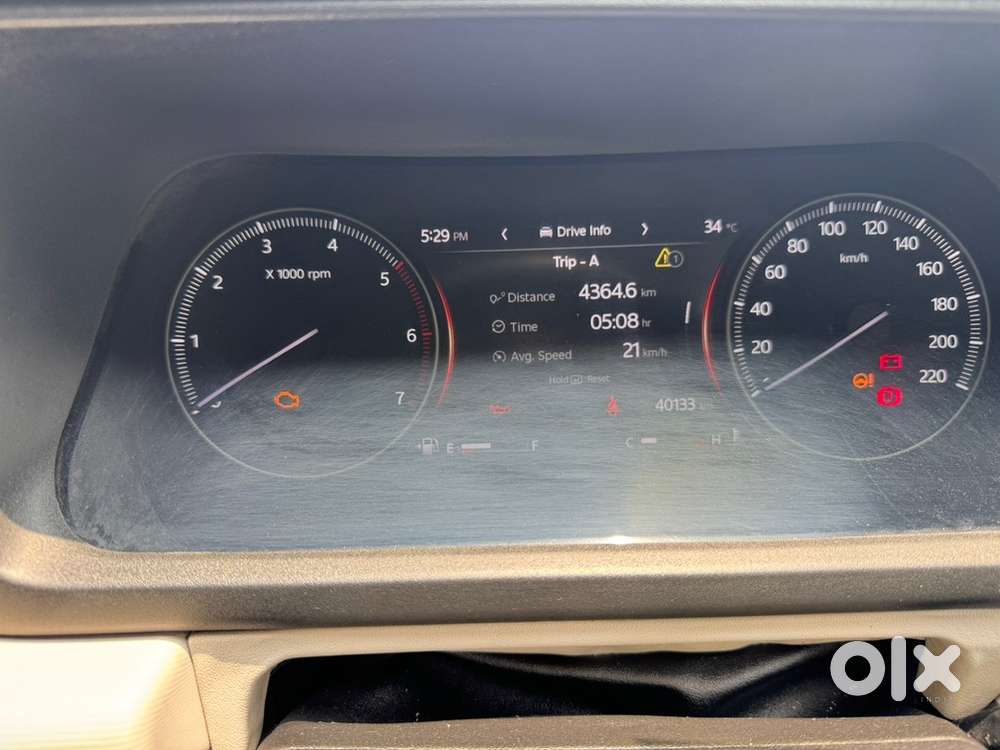 Mahindra Xuv700 Diesel 2022 December