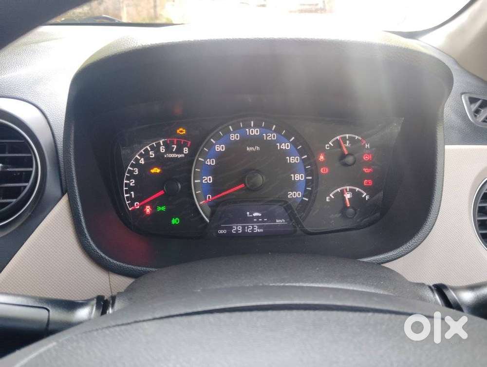 Hyundai Xcent, 2019, Petrol